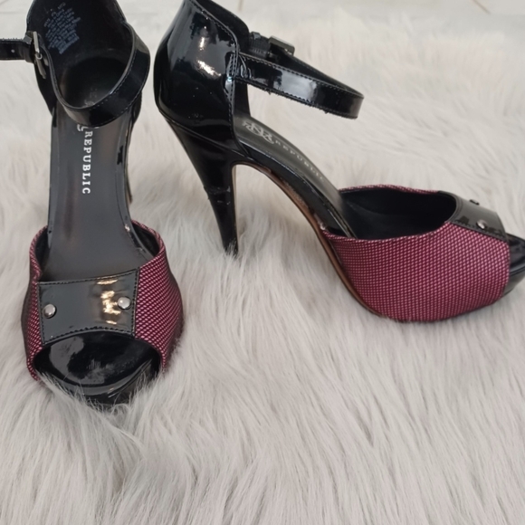 Rock & Republic Shoes - Rock & Republic Black & Pink High Heel Shoes Size 9.5